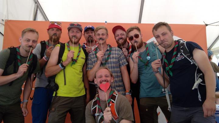 Roverne samlet på SL22